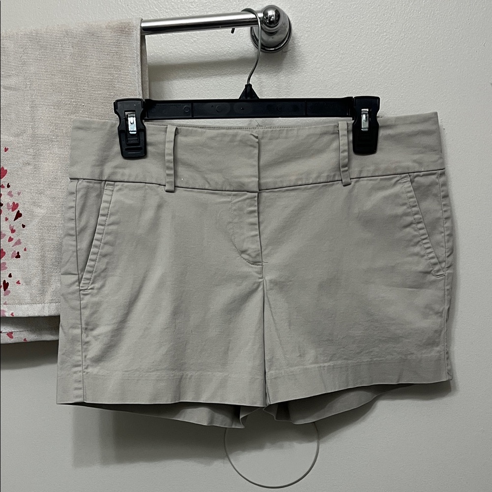 Ann Taylor Women's Beige Cargo Shorts